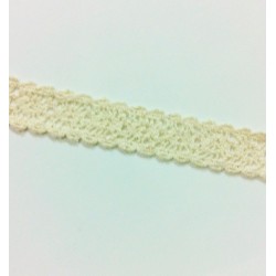 Fabric tape / puntilla adhesiva. Crochet beige 15mmx2.5m 2
